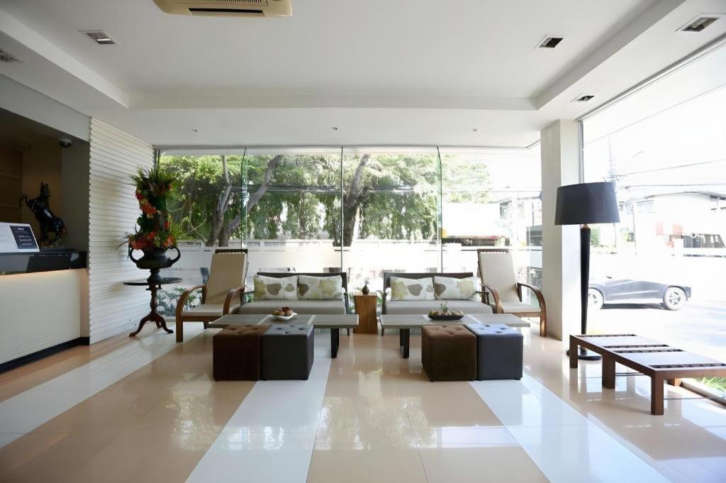 Hotel Synsiri Ladprao 130 à Bangkok Extérieur photo